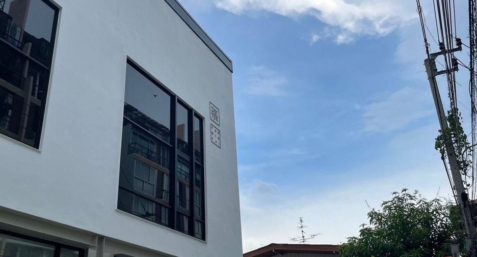 For rent office in Huai Khwang, Bangkok
