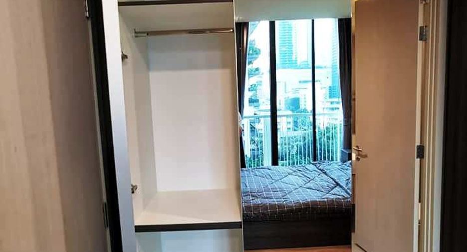 Wohnung zur Miete mit 1 Zimmer in Watthana, Bangkok