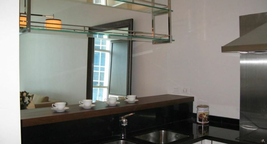 Condo en alquiler de 2 habitaciones en Pathum Wan, Bangkok