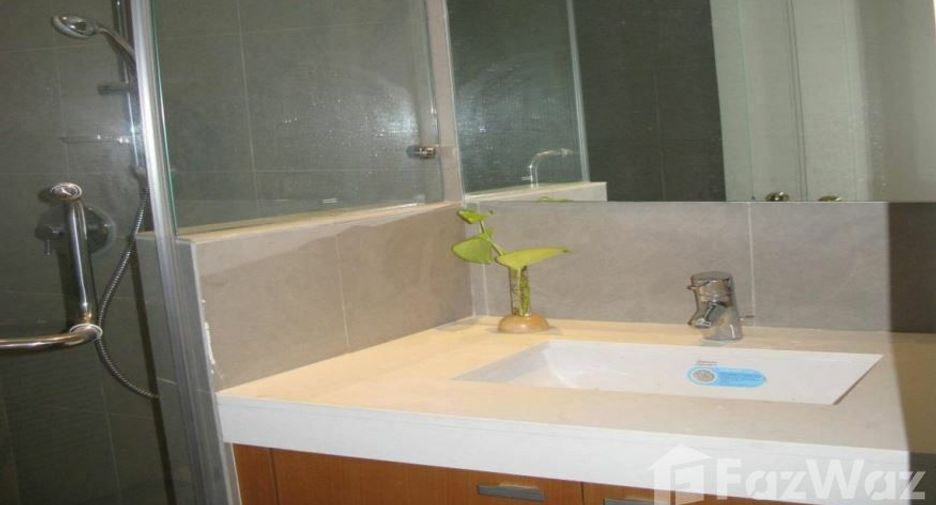 Condo en alquiler de 2 habitaciones en Pathum Wan, Bangkok