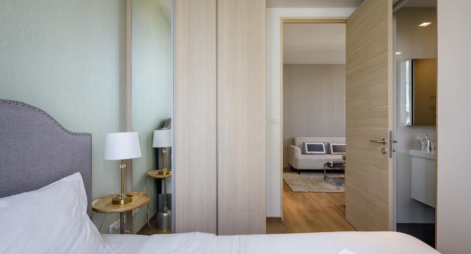 For rent 2 bedrooms condo in Khlong Toei, Bangkok
