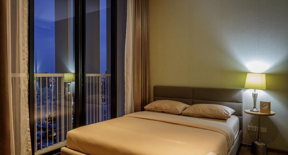 For rent 2 bedrooms condo in Khlong Toei, Bangkok