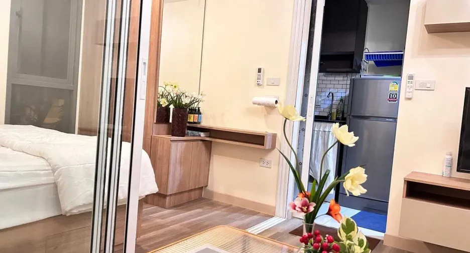 For rent 1 bed condo in Phra Khanong, Bangkok