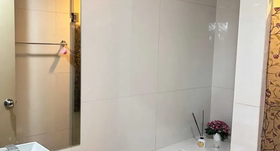 For rent 1 bed condo in Phra Khanong, Bangkok