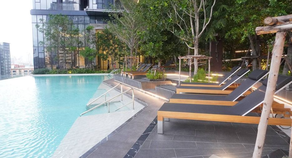 For rent 1 bed condo in Huai Khwang, Bangkok