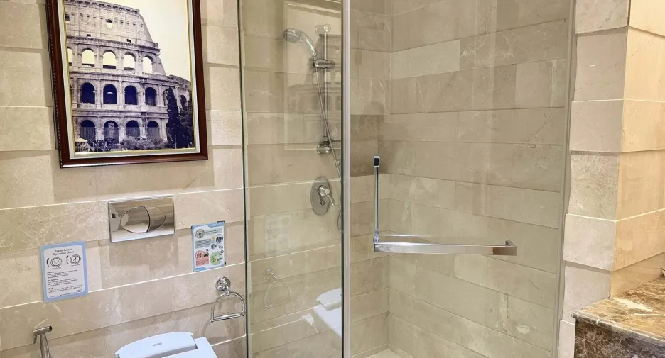 For rent 2 bedrooms apartment in Watthana, Bangkok