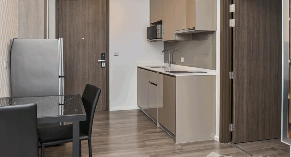 Condo en alquiler de 1 habitaciones en Bang Na, Bangkok