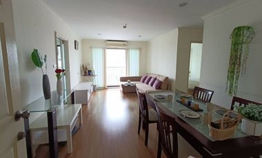Condo en alquiler de 2 habitaciones en Yan Nawa, Bangkok