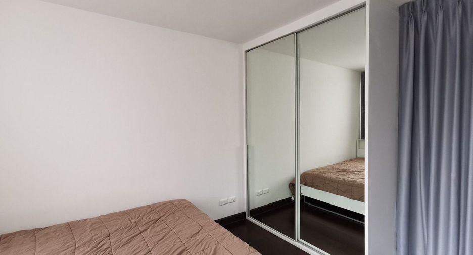 Condo en alquiler de 1 habitaciones en Khlong San, Bangkok