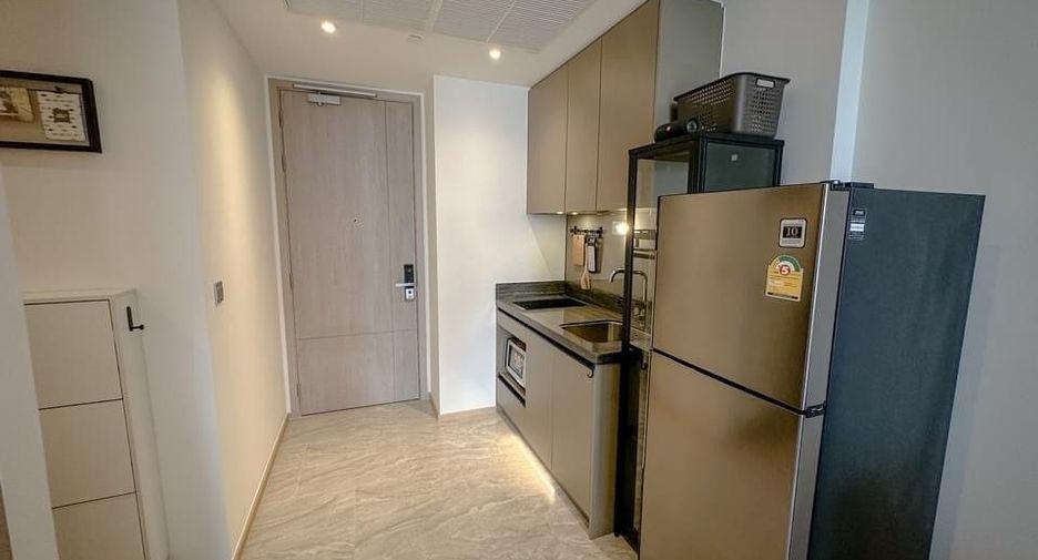 For rent 1 bed condo in Huai Khwang, Bangkok
