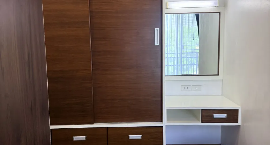 Apartamento en alquiler de 2 habitaciones en Khlong Toei, Bangkok