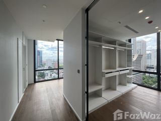 À louer 2 chambres condo à Pathum Wan, Bangkok