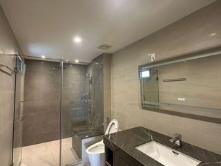 For rent 4 bedrooms condo in Watthana, Bangkok