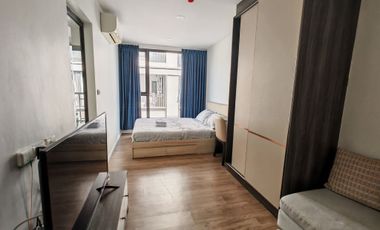 À louer studio condo à Bang Na, Bangkok