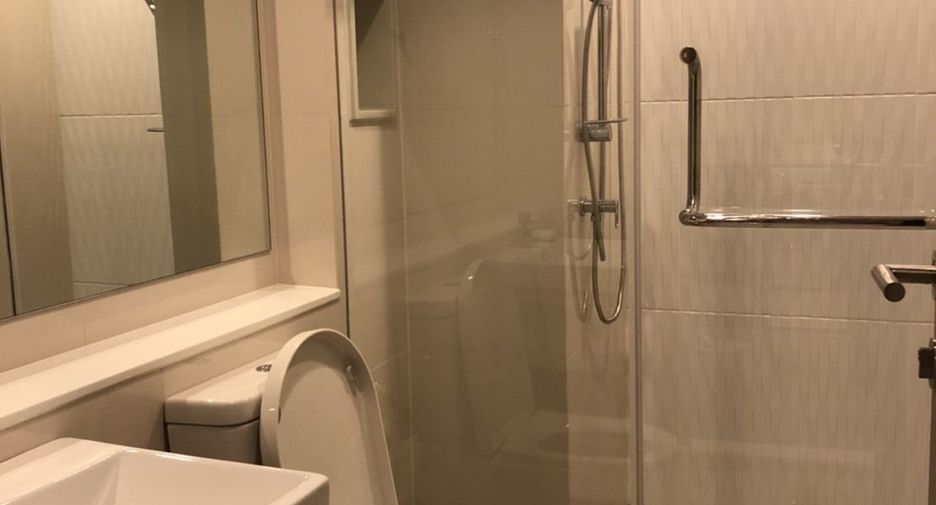 Wohnung zur Miete mit 1 Zimmer in Huai Khwang, Bangkok