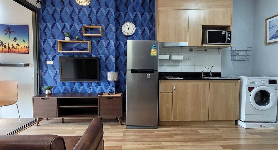 For rent スタジオ condo in Bang Na, Bangkok