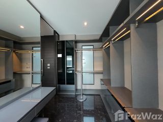 For rent 3 bedrooms townhouse in Lat Phrao, Bangkok