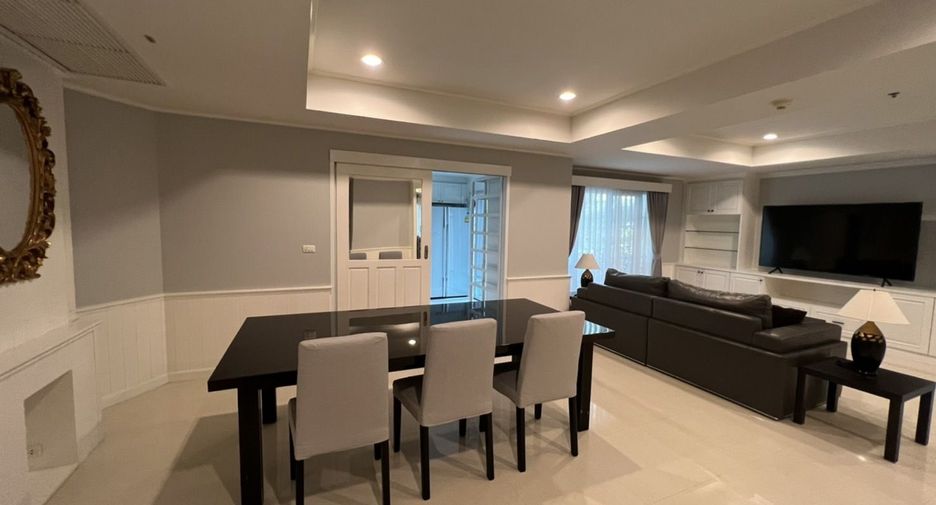For rent 3 bedrooms condo in Khlong Toei, Bangkok