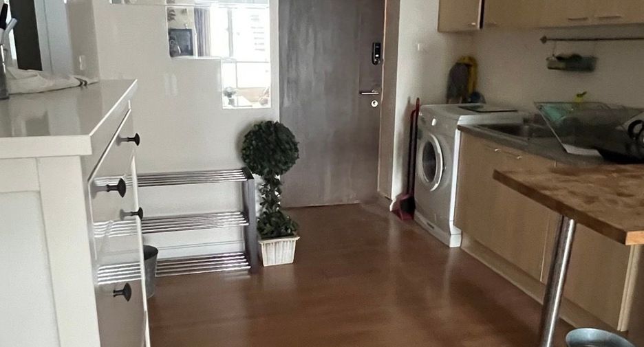 For rent 1 bed condo in Khlong Toei, Bangkok