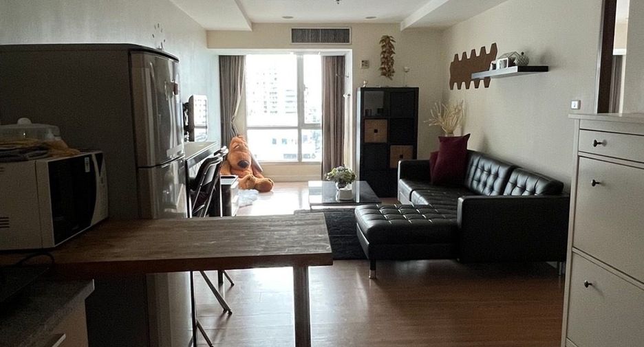 For rent 1 bed condo in Khlong Toei, Bangkok