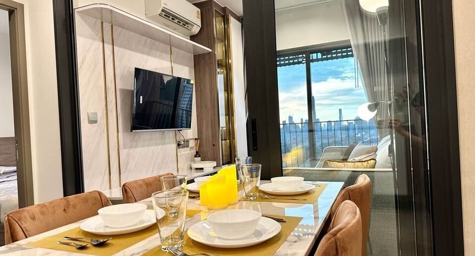 For rent 1 bed condo in Huai Khwang, Bangkok