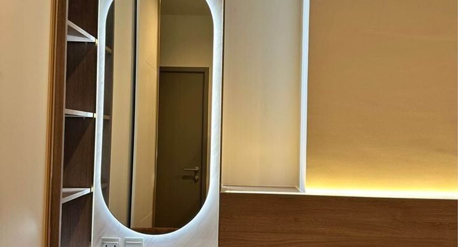 For rent 1 bed condo in Huai Khwang, Bangkok