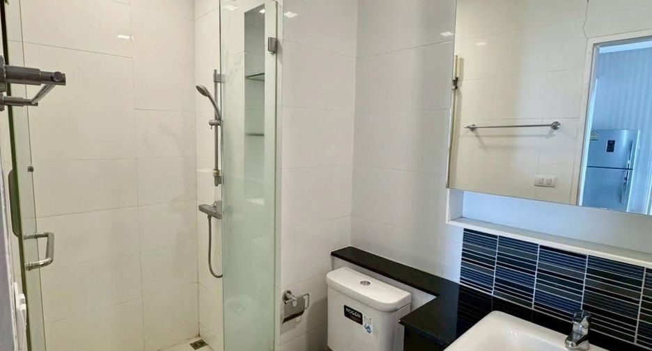 For rent 2 bedrooms condo in Bang Na, Bangkok