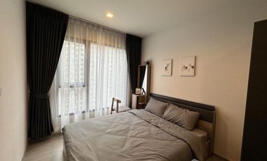 Condo en alquiler de 1 habitaciones en Huai Khwang, Bangkok