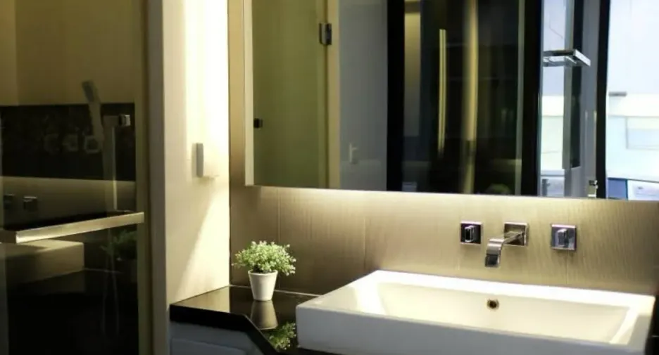 For rent 1 bed condo in Huai Khwang, Bangkok