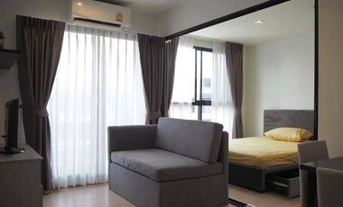 Wohnung zur Miete mit 1 Zimmer in Huai Khwang, Bangkok