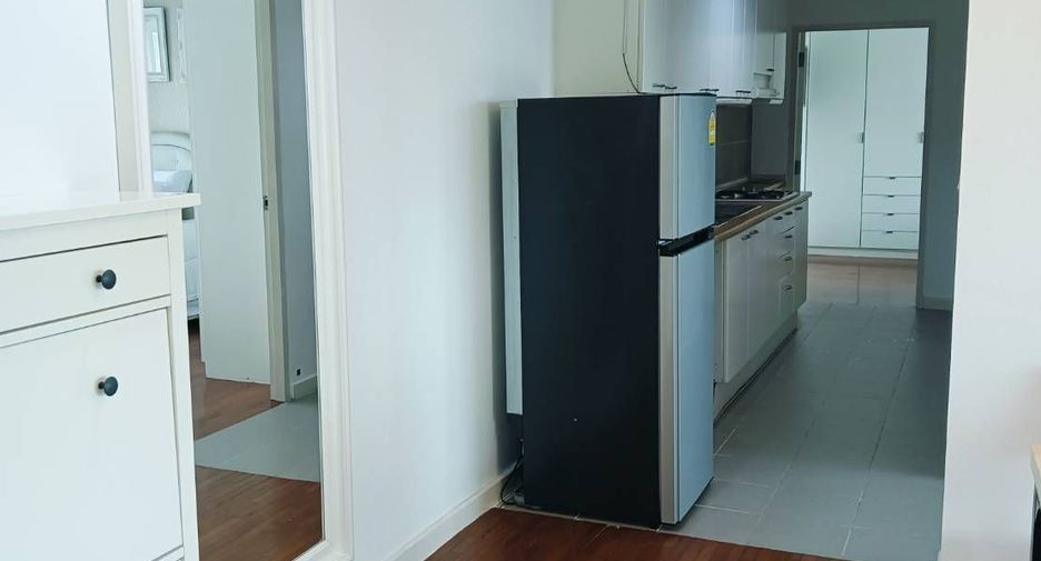 Wohnung zur Miete mit 2 Zimmer in Yan Nawa, Bangkok