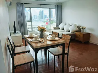 For rent 2 bedrooms condo in Yan Nawa, Bangkok