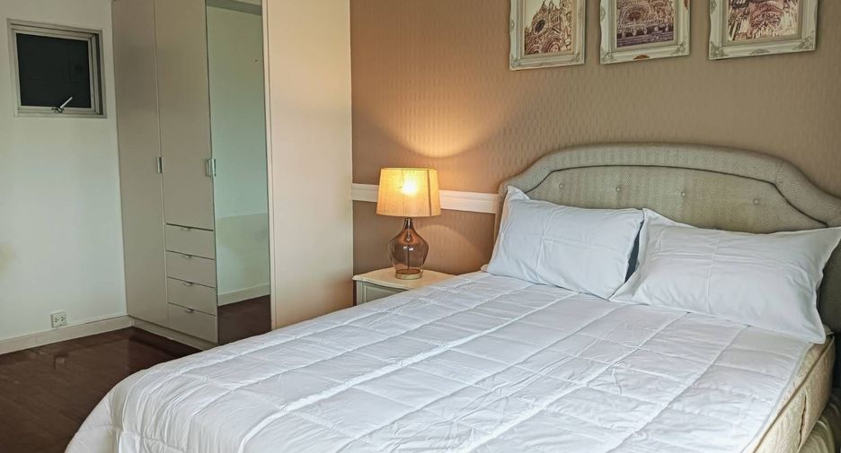Wohnung zur Miete mit 2 Zimmer in Yan Nawa, Bangkok