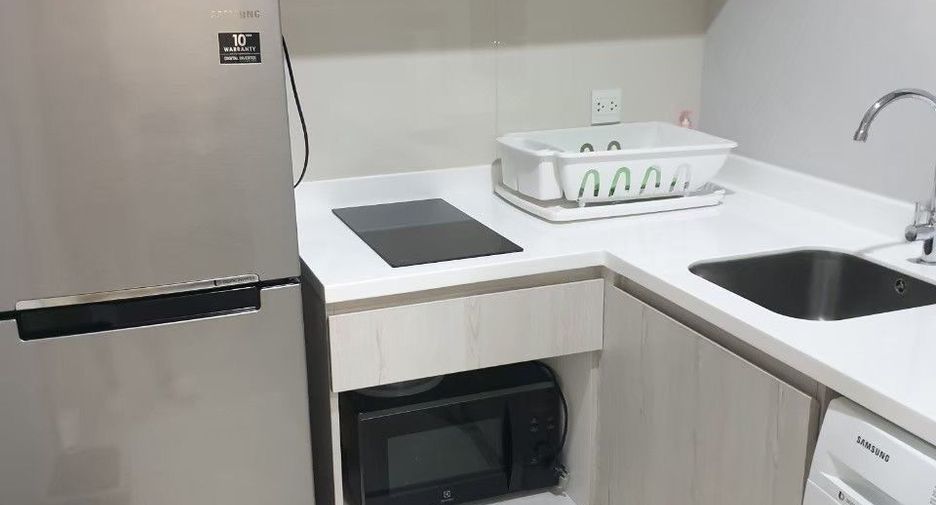 For rent 1 bed condo in Pathum Wan, Bangkok