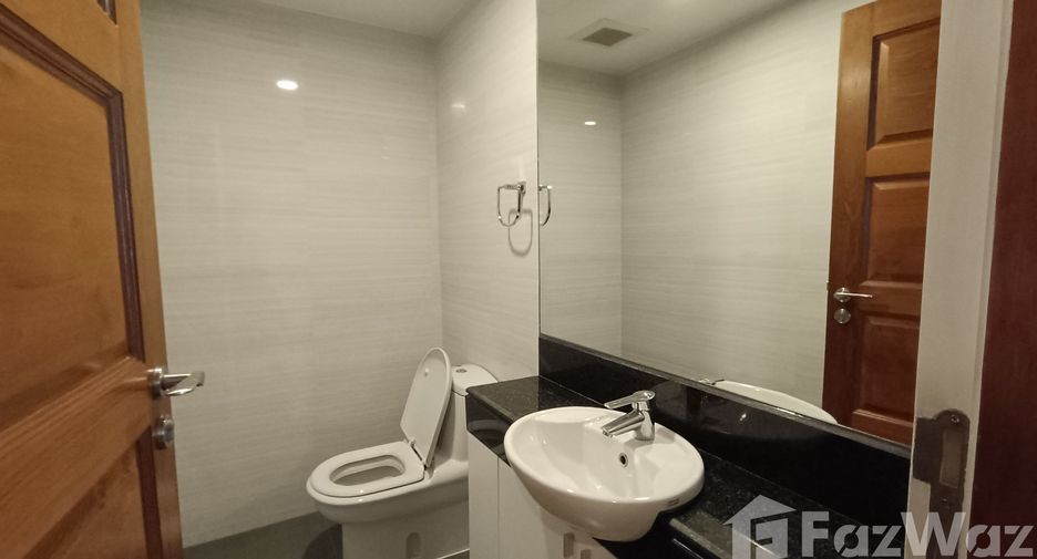 Apartment zur Miete mit 3 Zimmer in Khlong Toei, Bangkok