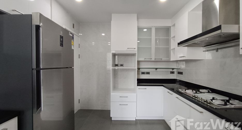 Apartment zur Miete mit 3 Zimmer in Khlong Toei, Bangkok