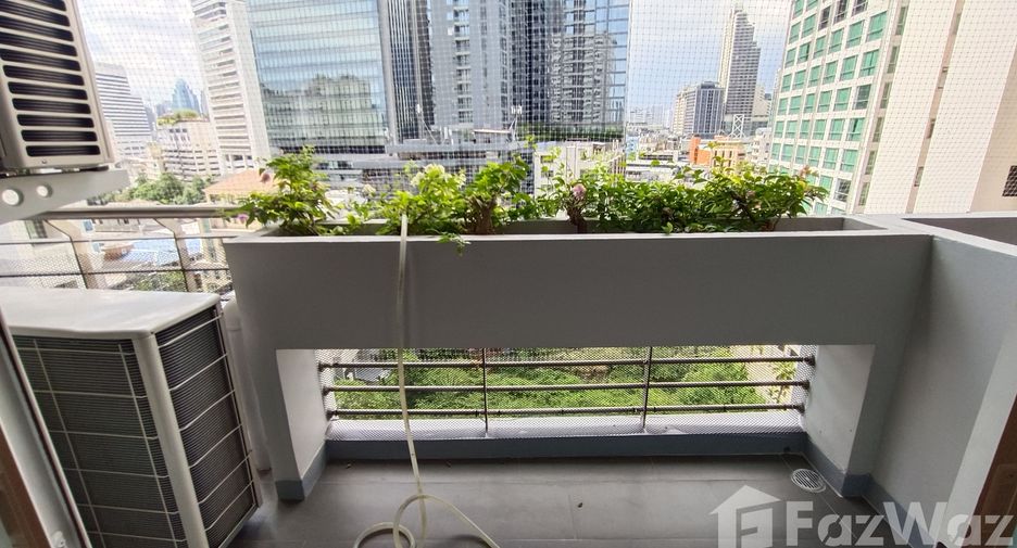 Apartment zur Miete mit 3 Zimmer in Khlong Toei, Bangkok
