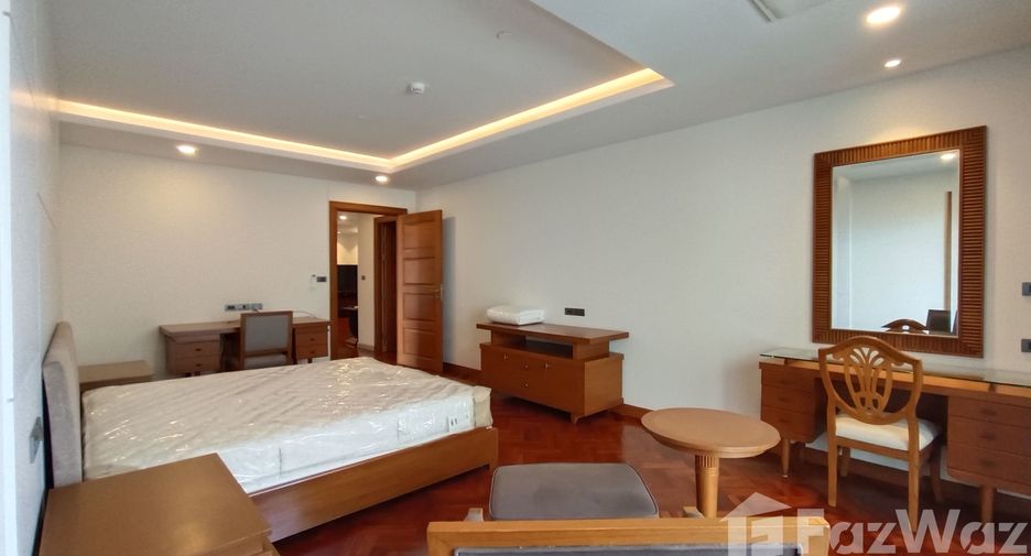 Apartment zur Miete mit 3 Zimmer in Khlong Toei, Bangkok