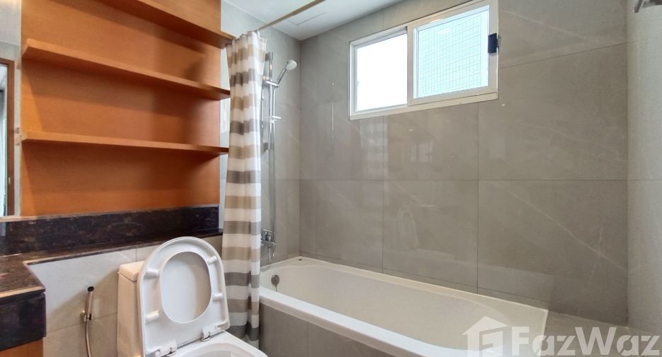 Apartment zur Miete mit 3 Zimmer in Khlong Toei, Bangkok