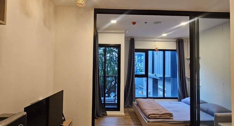 For rent studio condo in Khlong Toei, Bangkok