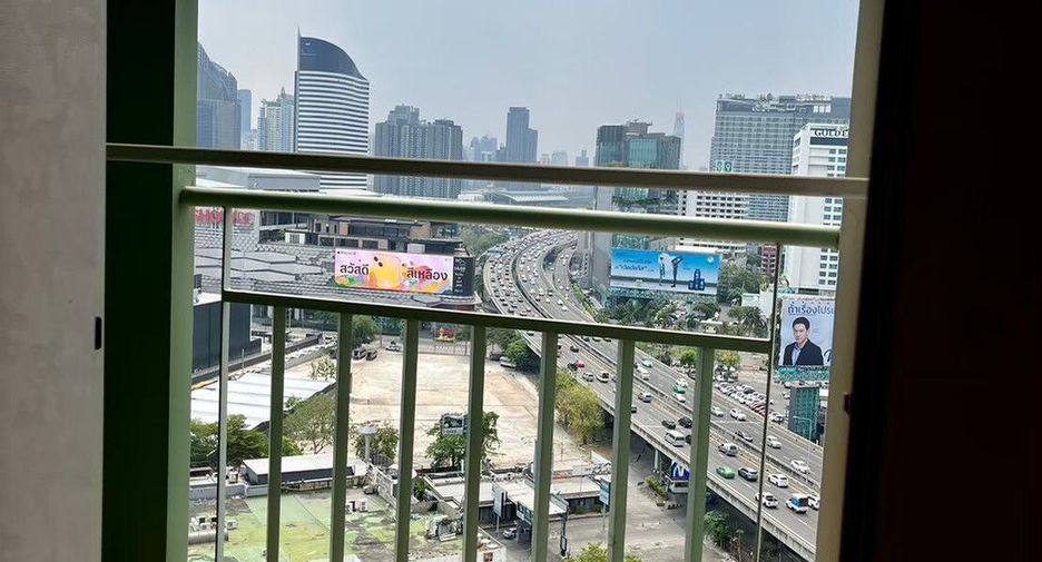 Wohnung zur Miete mit 1 Zimmer in Huai Khwang, Bangkok