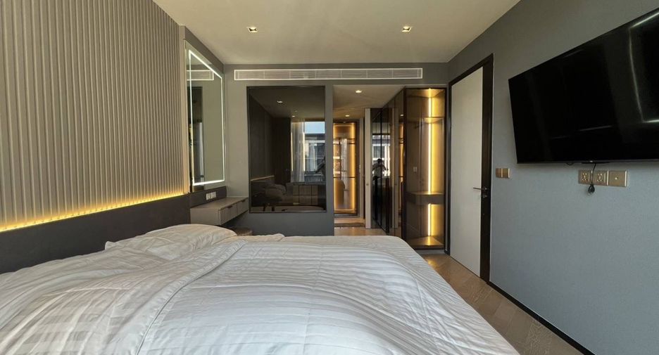 For rent 1 bed condo in Watthana, Bangkok