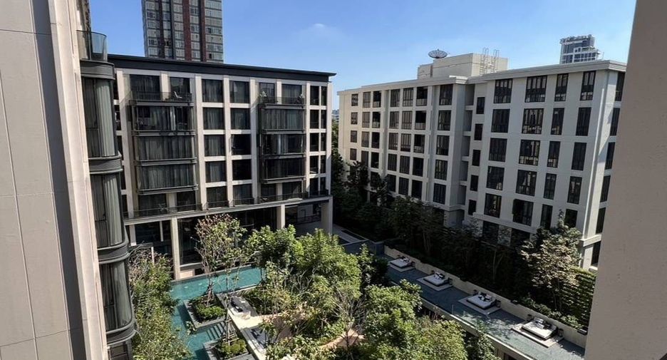 For rent 1 bed condo in Watthana, Bangkok