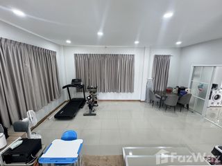 Casa en alquiler de 3 habitaciones en Bang Khen, Bangkok