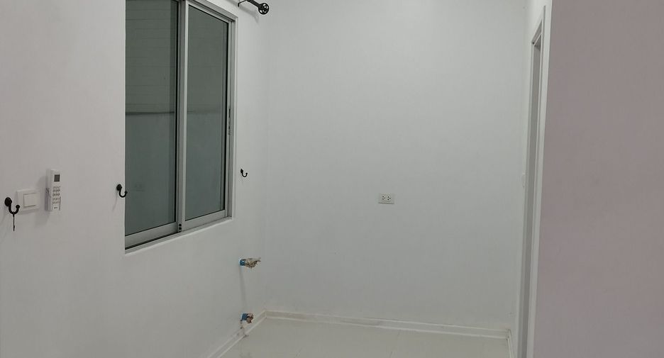 ให้เช่า 3 ห้องนอน ทาวน์เฮ้าส์ ใน เมืองสมุทรปราการ, สมุทรปราการ
