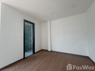 For rent 4 bedrooms house in Lat Phrao, Bangkok