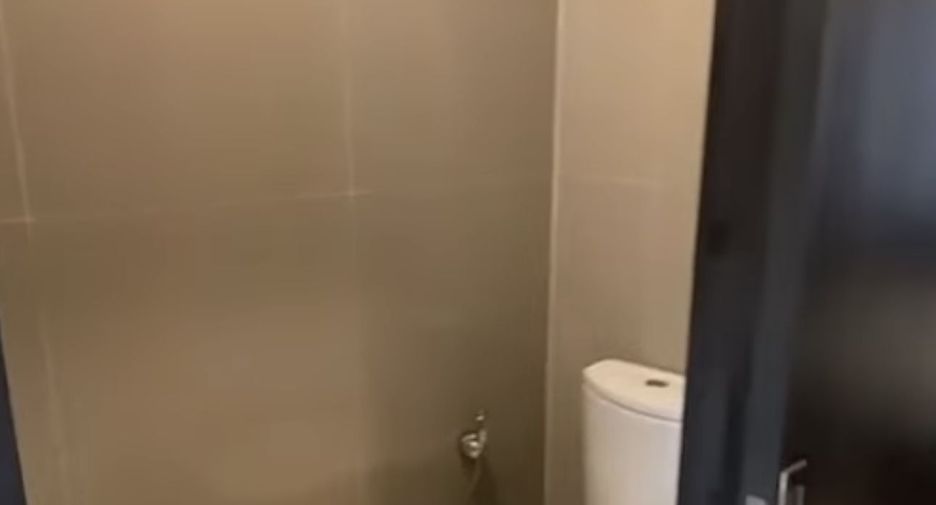 For rent 1 bed condo in Huai Khwang, Bangkok