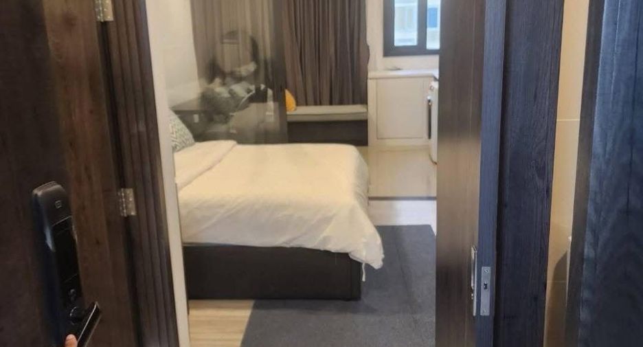 For rent 1 bed condo in Huai Khwang, Bangkok