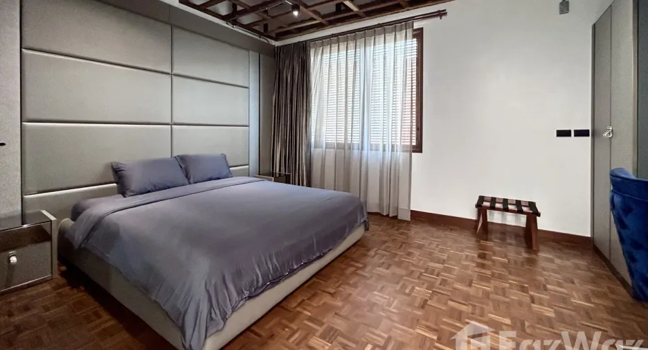For rent 2 bedrooms apartment in Watthana, Bangkok