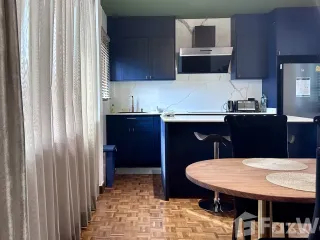 For rent 2 bedrooms apartment in Watthana, Bangkok